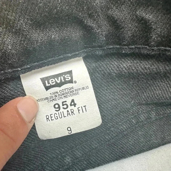 Levi’s vintage orange tab high waist short - Picture 5 of 7